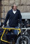 Amsterdam 5 augustus 2025
Wim Beelen op zijn Fatbike bij het conservatorium Hotel