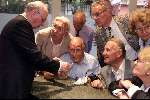 Amsterdam 15 September 1999
v.l.n.r. Carel Voordewind (Coster Diamonds) Henk Faanhof, Jan Derksen en Jan Janssen .