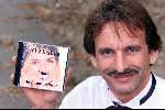 Eindhoven, 10 september 1999
JOHAN VLEMMIX met zijn nieuwe CD van MAXIMA