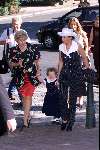 Hummelo 11 september 1999
Trouwen Elisabeth Fabius
Dochter Orlandini met dochtertje