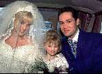 Sheila Timmerman met man en dochtertje
29 maart 2000