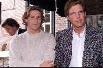 NAARDEN VESTING 25 SEPTEMBER 2001
Perspresentatie van het nieuwe programma van Wouter Nicolaas , Blind Vertrouwen 
Met John de Mol jr