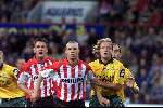 Eindhoven 8 september 2001
PSV-Fortuna sc
Kevin Hofland en Jan Vennegoor of Hesselink