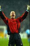 Amsterdam 10 april 2002
AJAX-PSV 3-0
Fred Grim blij