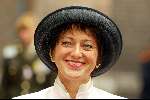 Den Haag 17 september 2002
prinsjesdag 2002
Vrouw van Minister Henk Kamp