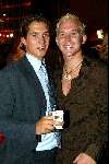 Amsterdam 2 september 2002
Premiere Oesters van Namkee in Pathe Arena
Johnny de Mol  en Kai Lerby