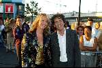 Amsterdam 2 september 2002
Premiere Oesters van Namkee in Pathe Arena
Linda de Mol met vriend Xander Vahle