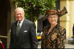 Den Haag 17 september 2002
Prinsjesdag 2002
minister Maria v d Hoeven met man