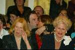 Amsterdam 9 september 2002
Modewshow Frans Molenaar in het Amstel Hotel
Mariska Hulscher met vriend kussend