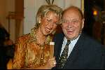 Amsterdam 9 september 2002
Modewshow Frans Molenaar in het Amstel Hotel
Marjon Lambriks met man