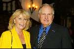 Amsterdam 9 september 2002
Modewshow Frans Molenaar in het Amstel Hotel
Nico Knapper met vrouw
