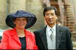 Den Haag 17 september 2002
Prinsjesdag 2002
staatssecretaris Phoa met vrouw