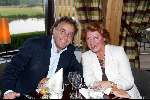 Apeldoorn 9 september 2003
Golftournooi van de ronnie tober foundation op golfbaan de scherpenberg Bruni Heinke en Aad Ouborg