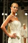 Amsterdam 1 september 2003
Modeshow Monique collignon in hotel the grand
Anouk Voorveld