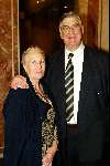 Amsterdam 2 december 2003
Premiere West Side Story in Carre.  Anton Geesink met vrouw en familie. 50 jaar getrouwd