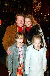 Amsterdam 9 december 2003
Premiere Pietje Bell in City theater.
Bavo Gaalema met gezin