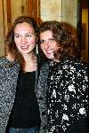Amsterdam 2 december 2003
Premiere West Side Story in Carre. Cora van Mora met dochter