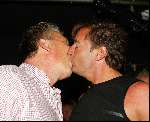 Amsterdam 4 september 2003
Presentatie cd gerard joling en the cooldown cafe 
gerard kussend met Henny Huisman