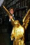 Amsterdam 4 september 2003
Durprise feestje voor babette Cremer vanwege haar 50e verjaardag in de engel op de albert Cuypstraat
Gert Jan Droge


 
 

Peter Smulders bv