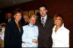 Amsterdam 14 september 2003
Modeshow Paul schulten in het okura
Paul Schulten met Astrid Joosten  Sandra Reemer en Hank Heyn
