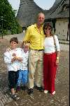 Kaataheuvel 22 juni 2003
Opening nieuwe show in de efteling
haye v d heyden met famile