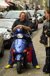 Amsterdam 4 september 2003
Henk Schiffmacher op scooter