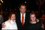 Amsterdam 2 december 2003
Premiere West Side Story in Carre. 
Maarten Wansink met dochters