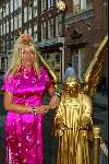 Amsterdam 4 september 2003
Surprise feestje voor babette Cremer vanwege haar 50e verjaardag in de engel op de albert Cuypstraat
Manuela Kemp