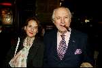 Amsterdam 23 september 2003
Premiere Rosenstrasse in tushinski
Mathijs v Heijninge met vrouw een sigaar rokend