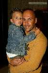 Den Bosch 7 september 2003
40 jaar jan vis in theater de parade in den bosch
Mental Theo met zoontje nick