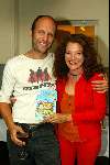 Amsterdam 10 september 2003
Presentatie boek van Mylene de la Haye in panama.
en Hugo Metsers III met een glas wijn in de hand