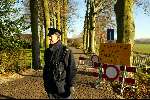 Wassenaar 8 december 2003
Bezoek bij de Horsten na geboorte kindje Maxima en Prins Willem Alexander. Politie