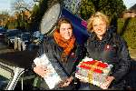 Wassenaar 8 december 2003
Bezoek bij de Horsten na geboorte kindje Maxima en Prins Willem Alexander. Red Bull meisjes