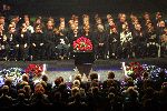 Amsterdam 27 september 2004
Afscheid Andre Hazes in de Amsterdam Arena
Kist Andre Hazes in arena