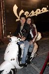 Amsterdam 14 september 2004
Feestje Vespa scooters.
Bianca Big Brother met vriendin Lesley Brehm op scooter