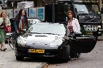 Amsterdam 17 september 2004
Carmen Rijkaard met porsche 911 cabrio op de Cornelis Schuytstraat