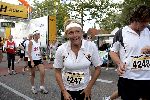 Zaandam 19 september 2004
Dam tot Dam Loop. 
Caroline Tensen met Peter Gallas