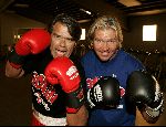 Amstelveen 23 september 2004
Presentatie boksers bekende nederlanders bij Special Sports. 
Dries Roelvink en Emile Ratelband
