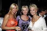 Amsterdam 21 september 2004
Presentatie wijnen Gordon in hotel Blakes.
Estelle Gullit Monique des Bouvrie en Natasja Froger