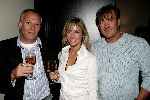 Amsterdam 21 september 2004
Presentatie wijnen Gordon in hotel Blakes.
Frank Wisse met Wendy v Dijk en Gerard Joling