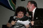 Amsterdam 21 september 2004
Presentatie wijnen Gordon in hotel Blakes.
Gordon met ambassadeur Zuid Afrika