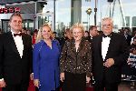 Rotterdam 19 september 2004
Premiere Crazy for You in het nieuwe Luxor.
Hanja Maij Wegge met man en dochter Hester Maij met man