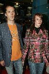 Scheveningen 13 september 2004
Premiere Cool in pathe scheveningen.
Hans Teeuwen met vriendin