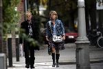 Amsterdam 18 september 2004
Jack Spijkerman met vrouw en zoontje boodschappen doen