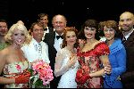 Rotterdam 19 september 2004
Premiere Crazy for You in het nieuwe Luxor.
Chantal Janzen Dick Cohen Joke de Kruijf Anouk v Nes Joop v d Ende Peter Reijn  en Jacqueline Aronson
