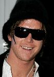 Scheveningen 13 september 2004
Premiere Cool in pathe scheveningen.
Johnny de Mol en hoedje