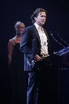 Hilversum 30 september 2004
Uitreiking Gouden beelden in studio 21
Johnny de Mol met Chantal Janzen