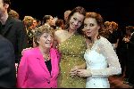 Rotterdam 19 september 2004
Premiere Crazy for You in het nieuwe Luxor.
Joke de Kruijf met moeder en Marjolein Keunig