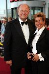Rotterdam 19 september 2004
Premiere Crazy for You in het nieuwe Luxor.
Joop v d Ende met vrouw Janine