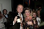 Amsterdam 21 september 2004
Presentatie wijnen Gordon in hotel Blakes.
Gordon met Karin Bloemen en wijn